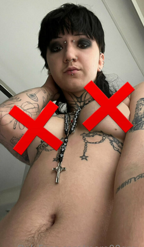 Foto di nudo di fuga di OnlyFans di More00grey