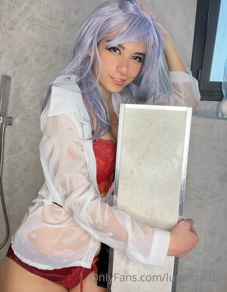 Foto di nudo di fuga di OnlyFans di Lunaloveton