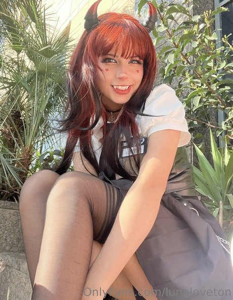 Foto di nudo di fuga di OnlyFans di Lunaloveton
