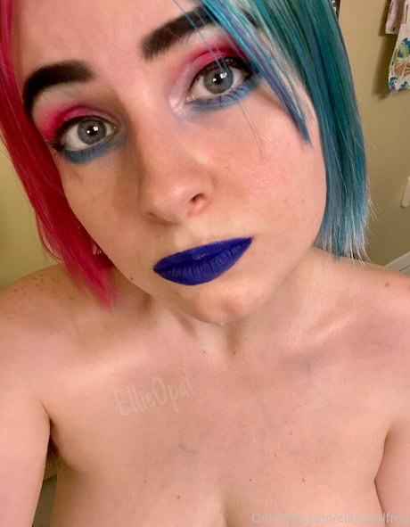 Ellieopalfree