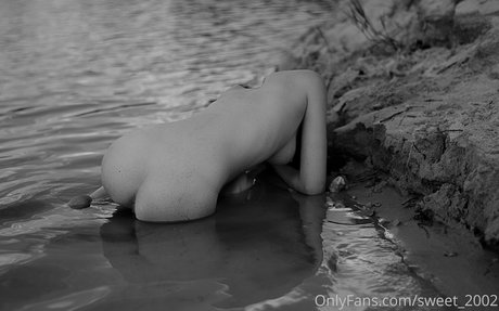 Foto di nudo di fuga di OnlyFans di Sweet2002