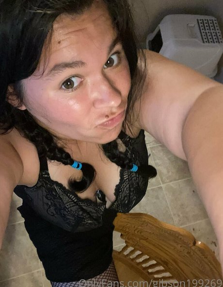 Foto di nudo di fuga di OnlyFans di Gibson199269