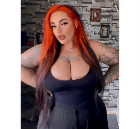 Foto di nudo di fuga di OnlyFans di Stellatequila