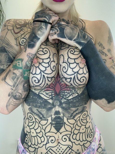 Foto di nudo di fuga di OnlyFans di Feralwhitetrash