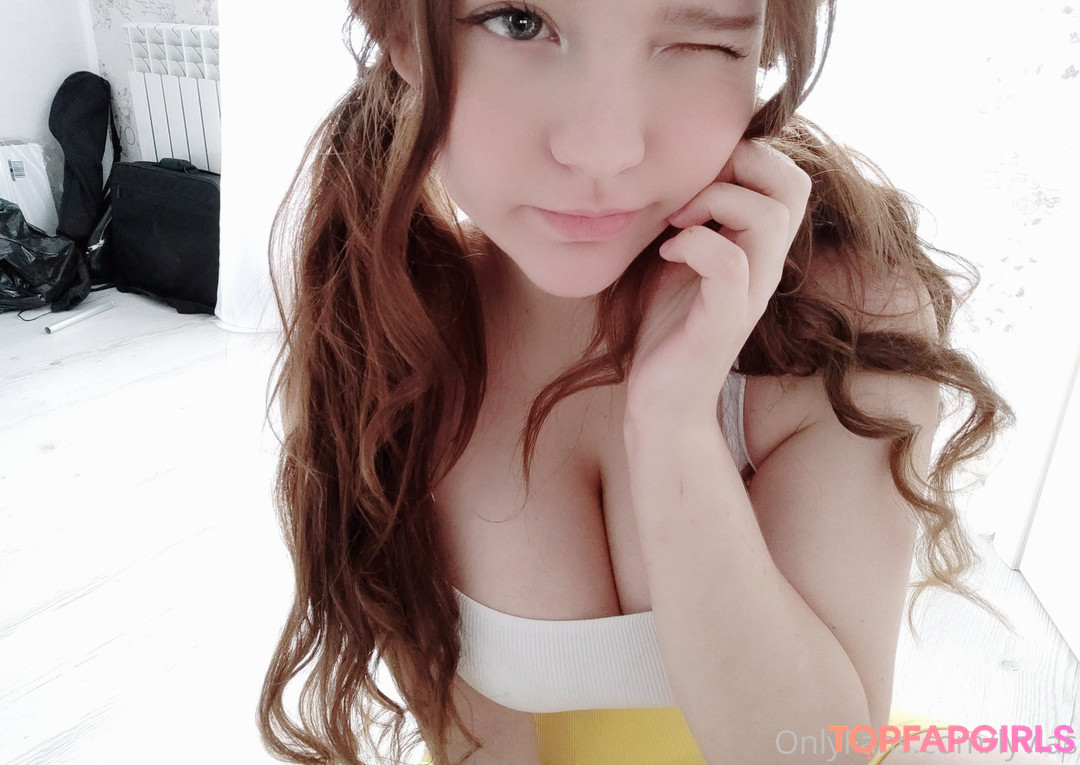 Foto di nudo di fuga di OnlyFans di Lyvlas #1107