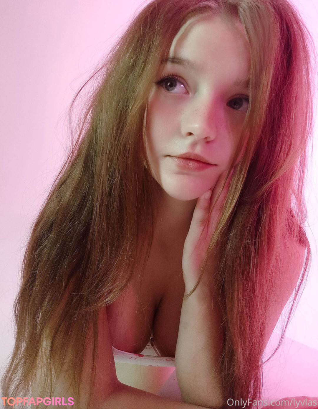 Foto di nudo di fuga di OnlyFans di Lyvlas #1495