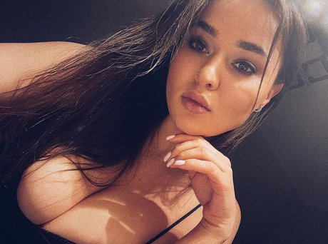 Foto di nudo di fuga di OnlyFans di Olga Boiko