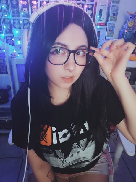 Foto di nudo di fuga di OnlyFans di Evy Rosas