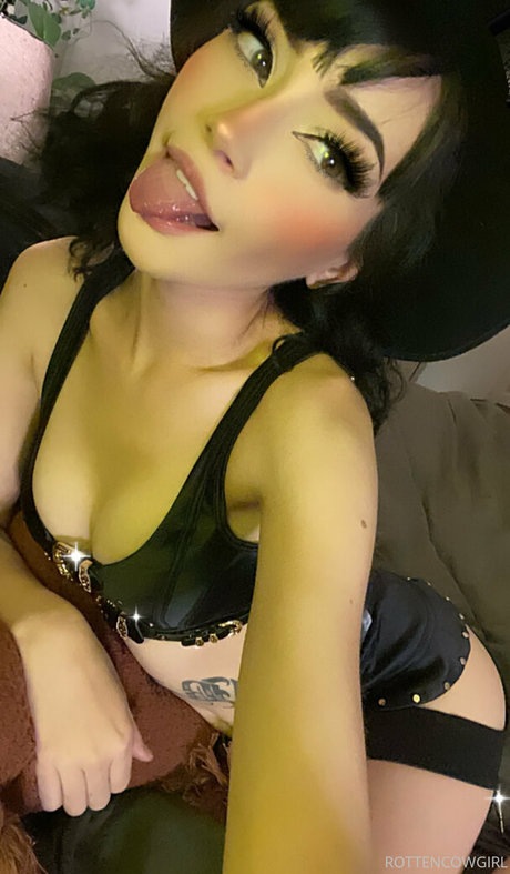 Foto di nudo di fuga di OnlyFans di Aveda