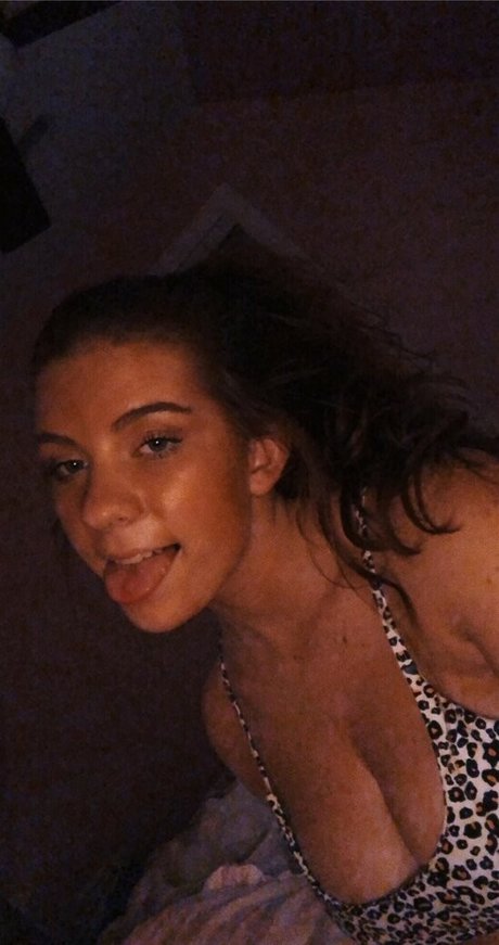 Foto di nudo di fuga di OnlyFans di Haiden Taylor