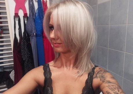 Foto di nudo di fuga di OnlyFans di Polskie