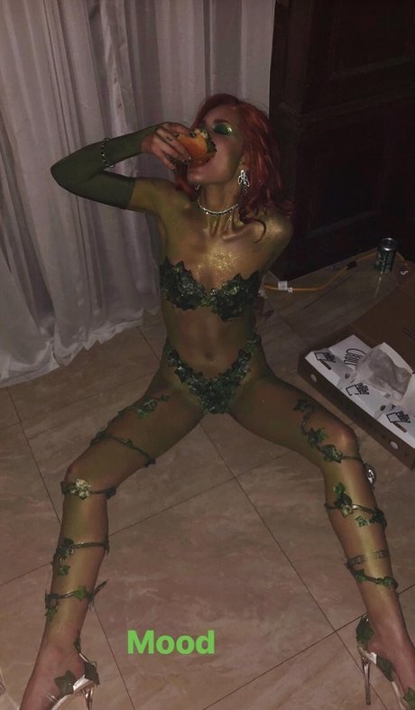 Foto di nudo di fuga di OnlyFans di Halsey