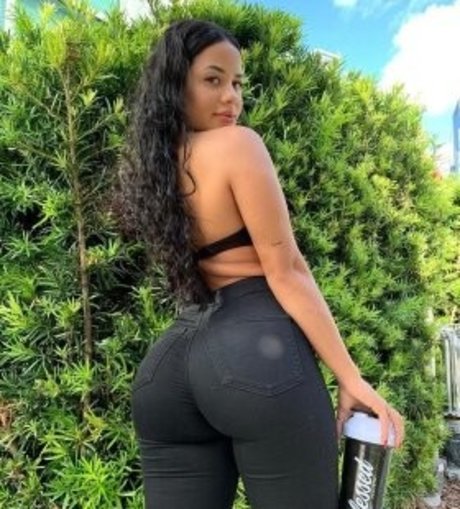 Katya Elise Henry