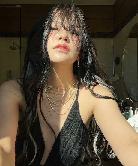 Foto di nudo di fuga di OnlyFans di Kkatamina