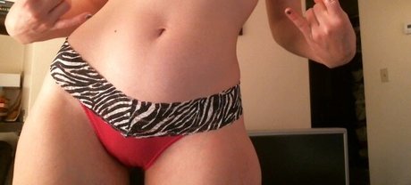 Foto di nudo di fuga di OnlyFans di Ikuy