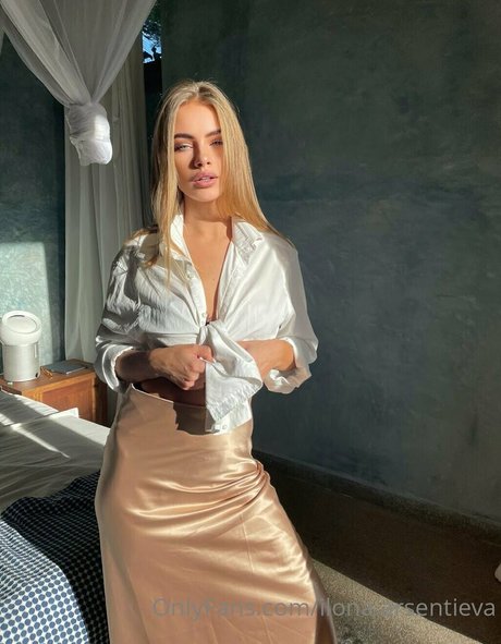 Foto di nudo di fuga di OnlyFans di Ilona Arsentieva