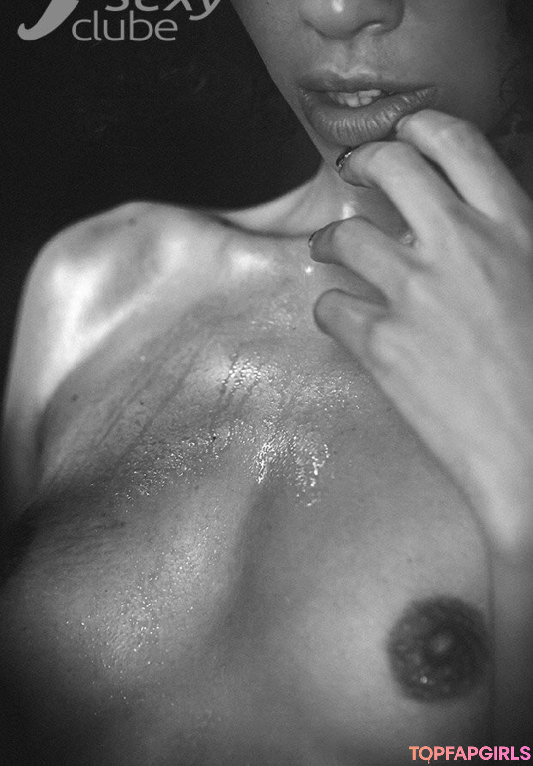 Foto di nudo di fuga di OnlyFans di Sexyclube #1304