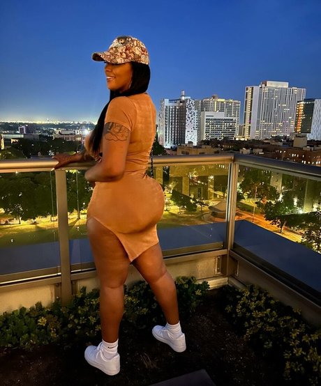 Foto di nudo di fuga di OnlyFans di Nunu Nellz