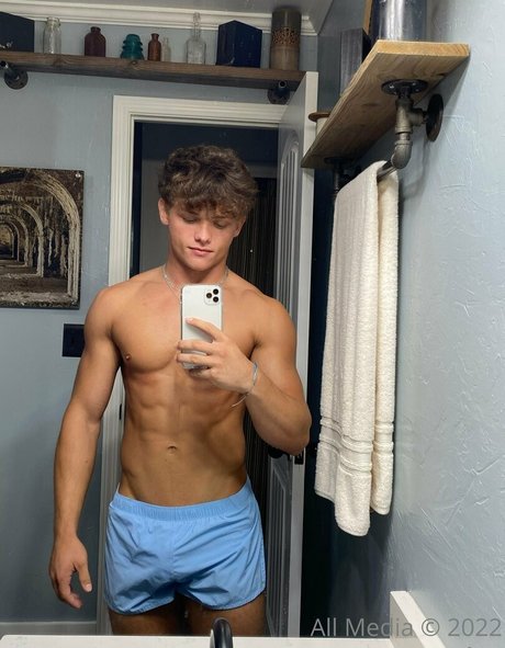 Foto di nudo di fuga di OnlyFans di Taylorsfree