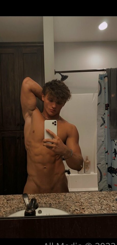 Foto di nudo di fuga di OnlyFans di Taylorsfree