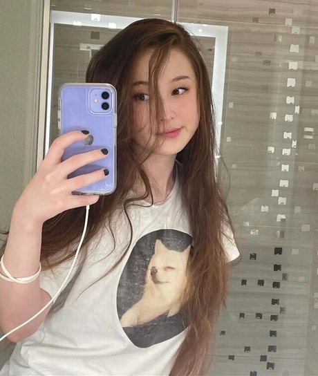 Foto di nudo di fuga di OnlyFans di Tinakitten