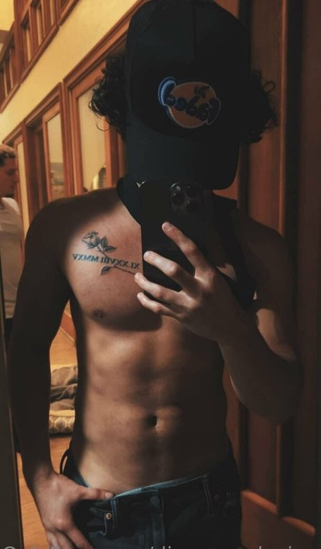 Foto di nudo di fuga di OnlyFans di Diegosexclusive
