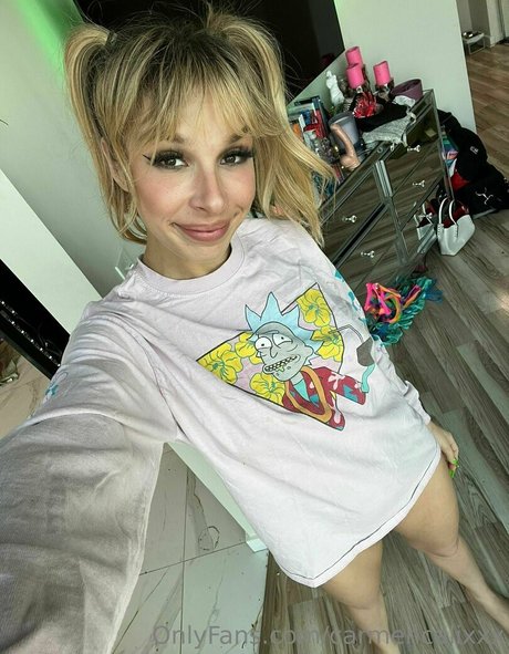 Foto di nudo di fuga di OnlyFans di Carmencalixxx