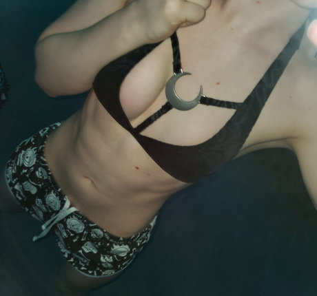 Foto di nudo di fuga di OnlyFans di Secretlumi