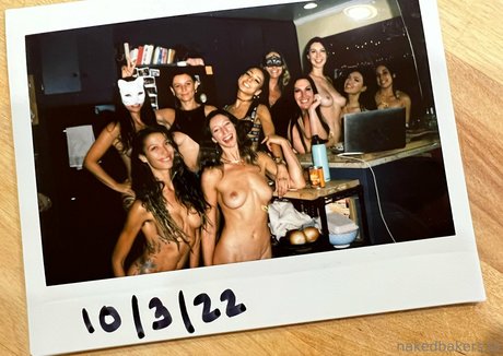 Nakedbakers