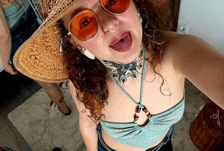 Maryjane Auryn
