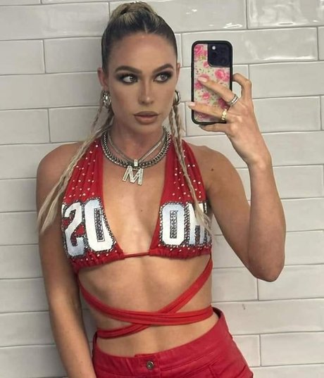 Foto di nudo di fuga di OnlyFans di Maxxine Dupri