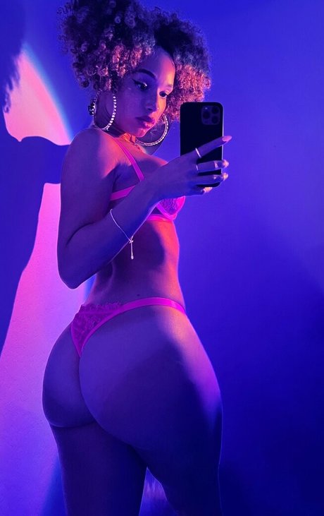 Tazsangelsuncensored