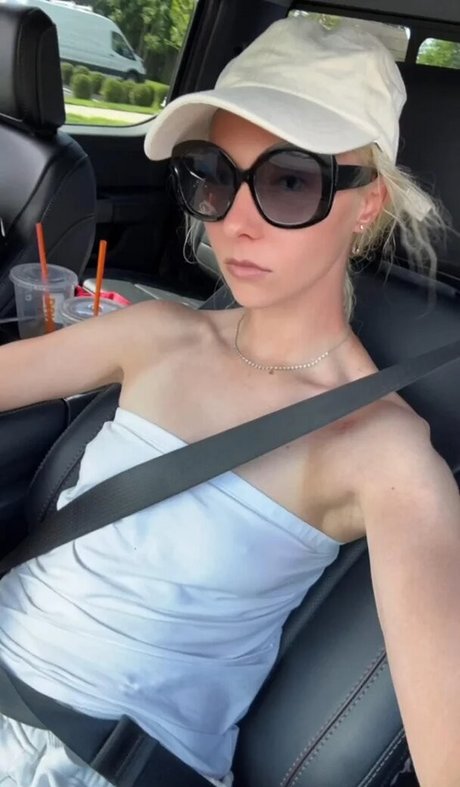 Taylor Momsen