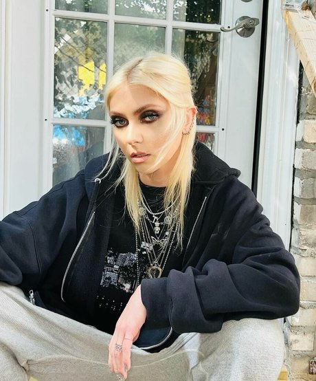 Taylor Momsen