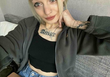 Littleharleyq