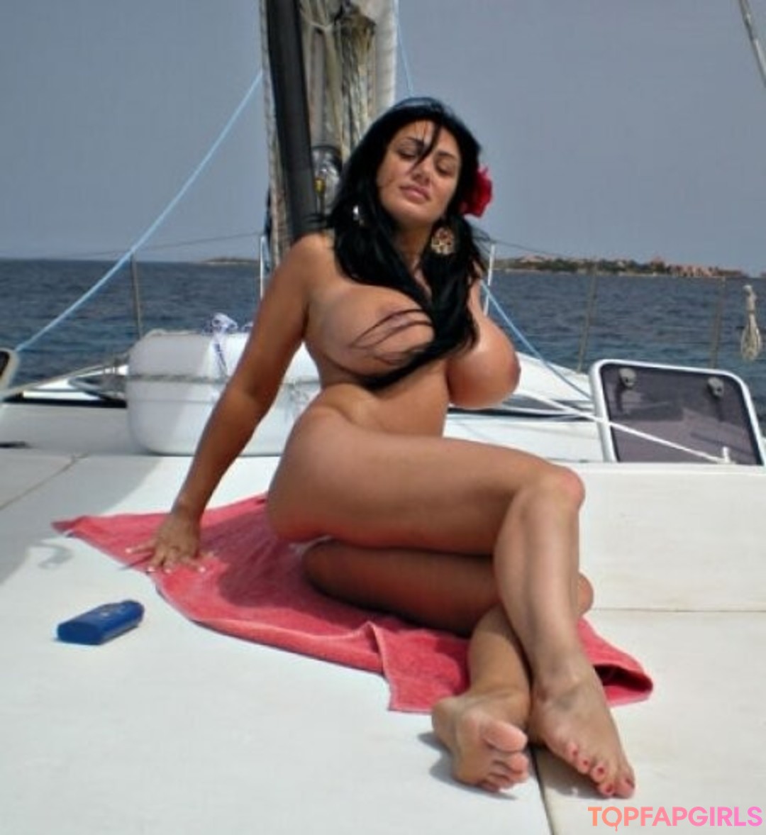 Foto di nudo di fuga di OnlyFans di Marika Fruscio #1524