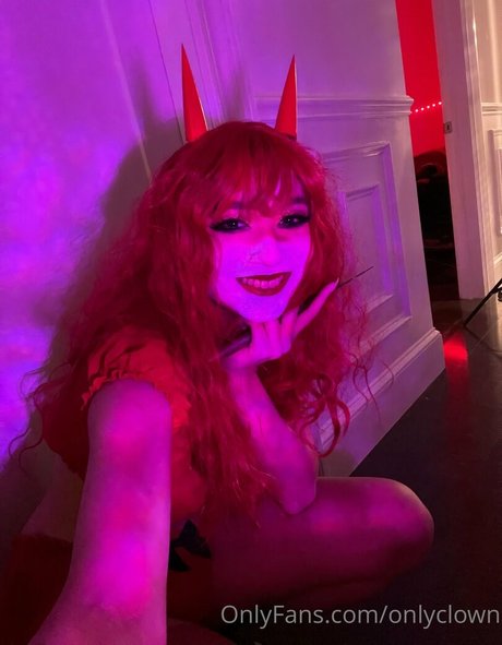 Foto di nudo di fuga di OnlyFans di Onlyclown