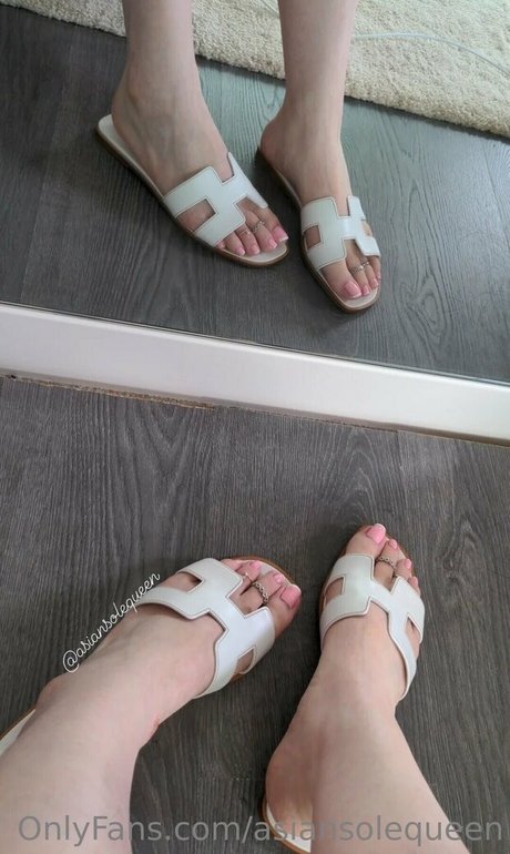 Foto di nudo di fuga di OnlyFans di Asiansolequeen