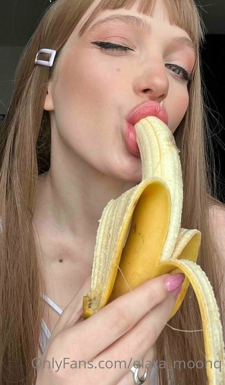 Elara_moonq