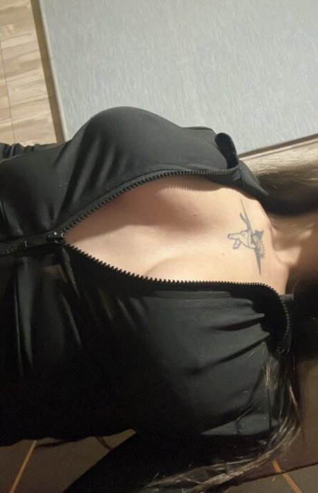Foto di nudo di fuga di OnlyFans di Giovanna Aguiar