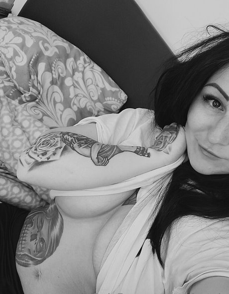 Cheekycharlotte