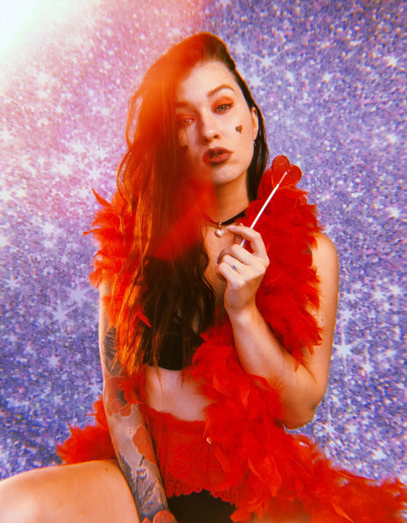 Xmishacrossx