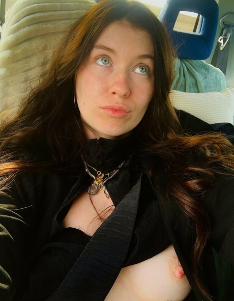 Xmishacrossx