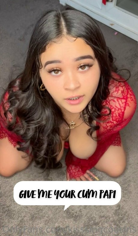 Foto di nudo di fuga di OnlyFans di Kisssingcousins