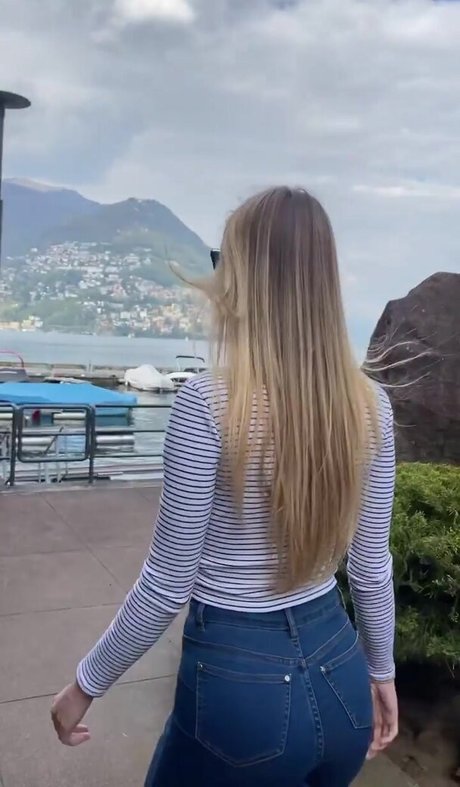 Foto di nudo di fuga di OnlyFans di Maria Arreghini