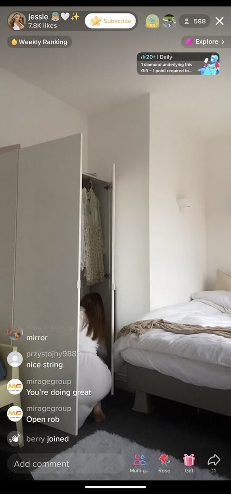 Foto di nudo di fuga di OnlyFans di Jessbell1