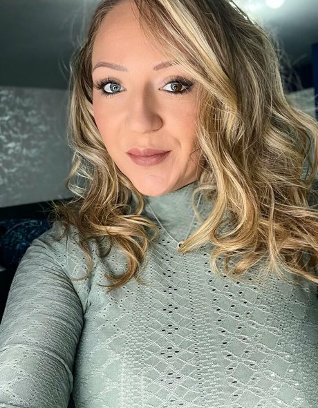 Foto di nudo di fuga di OnlyFans di Mrs Nicole