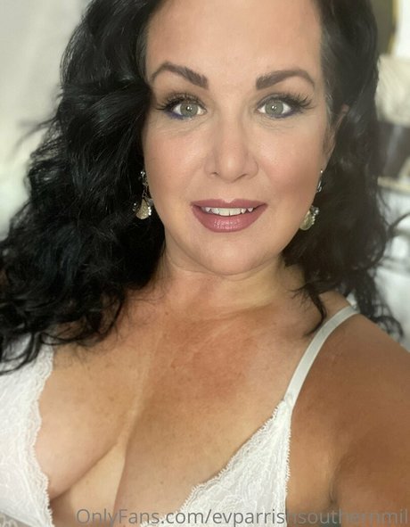 Foto di nudo di fuga di OnlyFans di Evparrish