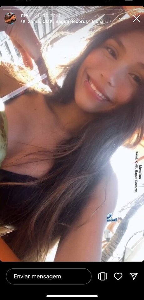 Foto di nudo di fuga di OnlyFans di Julia Carneiro