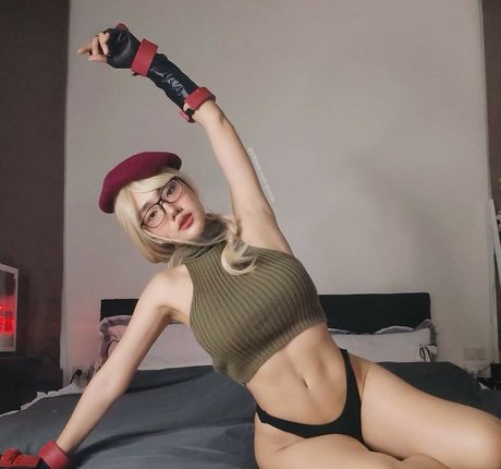 Foto di nudo di fuga di OnlyFans di Poon Wrunya